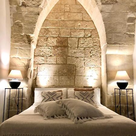 Ai Propilei Del Duomo Luxury Suite Lecce Bagian luar foto