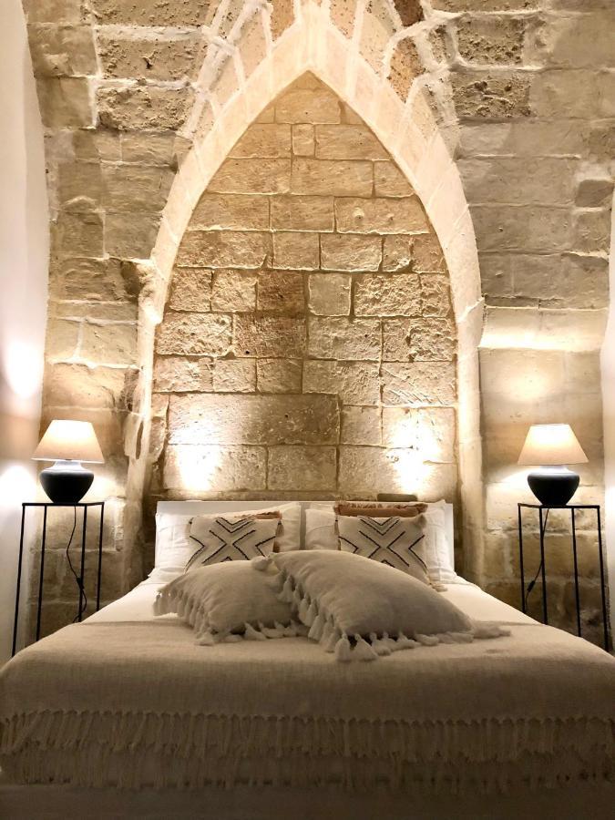 Ai Propilei Del Duomo Luxury Suite Lecce Bagian luar foto