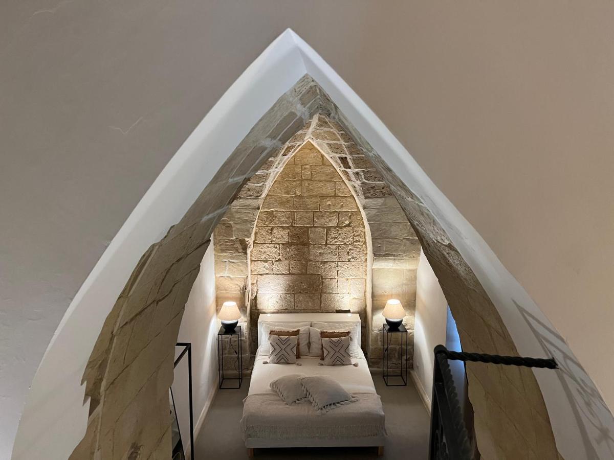 Ai Propilei Del Duomo Luxury Suite Lecce Bagian luar foto