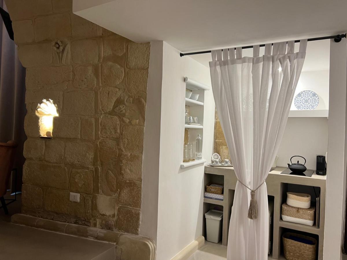 Ai Propilei Del Duomo Luxury Suite Lecce Bagian luar foto