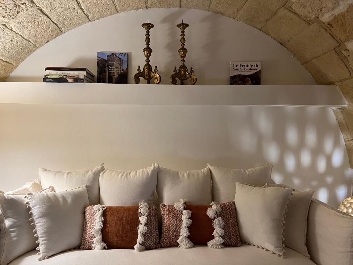 Ai Propilei Del Duomo Luxury Suite Lecce Bagian luar foto
